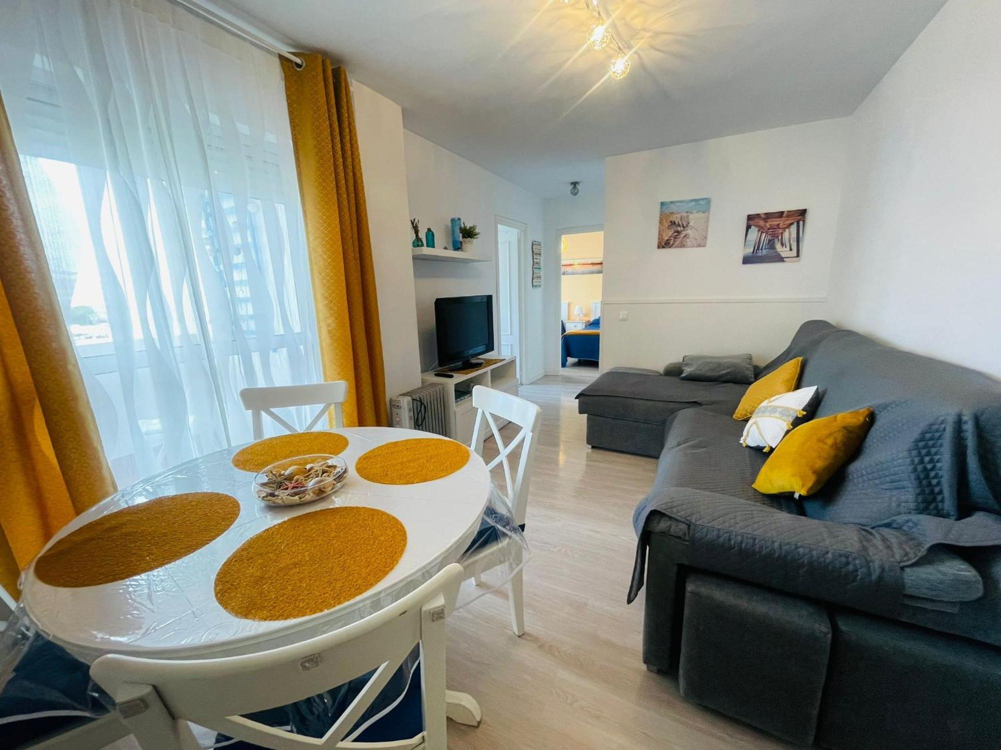 Apartamento Primera Linea De Playa Valdelagrana El Puerto de Santa Maria Bagian luar foto